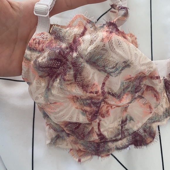 34DD unlined Bra from PINK by Victoria Secret - Picture 2 of 6